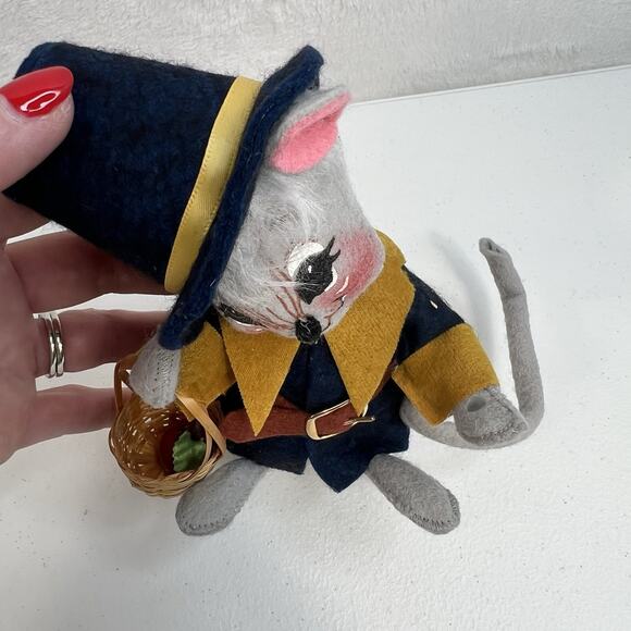 Annalee Thanksgiving 7" Pilgrim Mouse With Basket Apple ‘98 USA Made Replacement - Picture 4 of 8